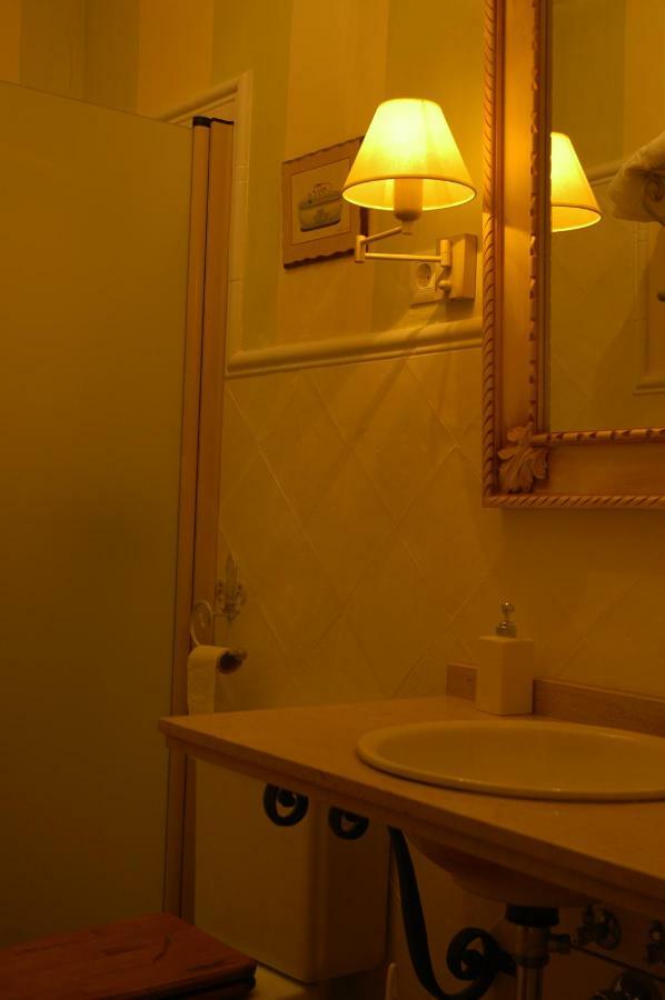 Hotel Molino La Boticaria Marchena (Seville)